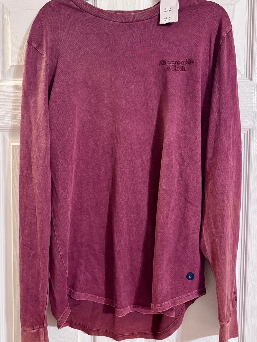Abercrombie & Fitch Men's Long-Sleeve Crew in Plum Wash